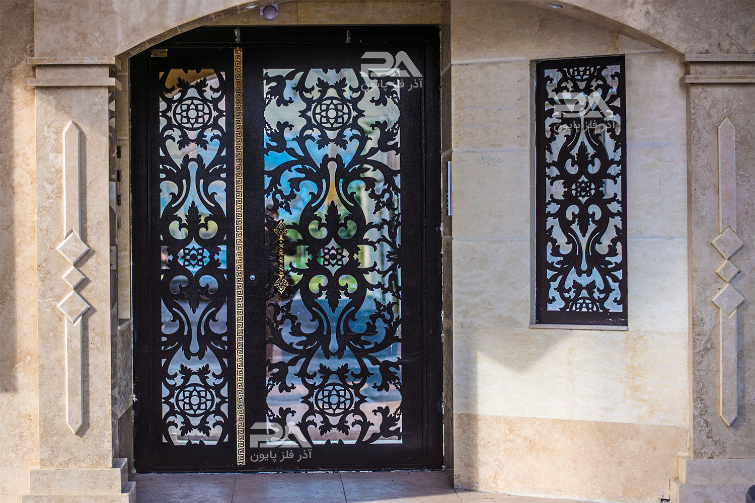 درب-فلزی-حیاط