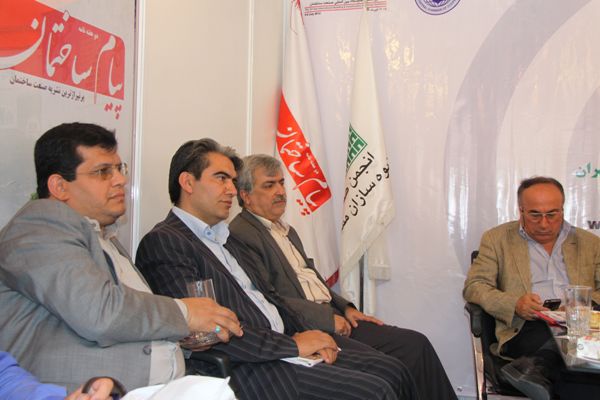 حضور پیمانکاران در ستاد خبری پیام ساختمان سیزدهمین نمایشگاه بین المللی صنعت ساختمان