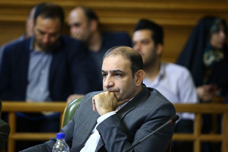 رئیس کمیسیون حمل و نقل شورا طرح ترافیک جدید به هر قیمتی اجرا نمی شود