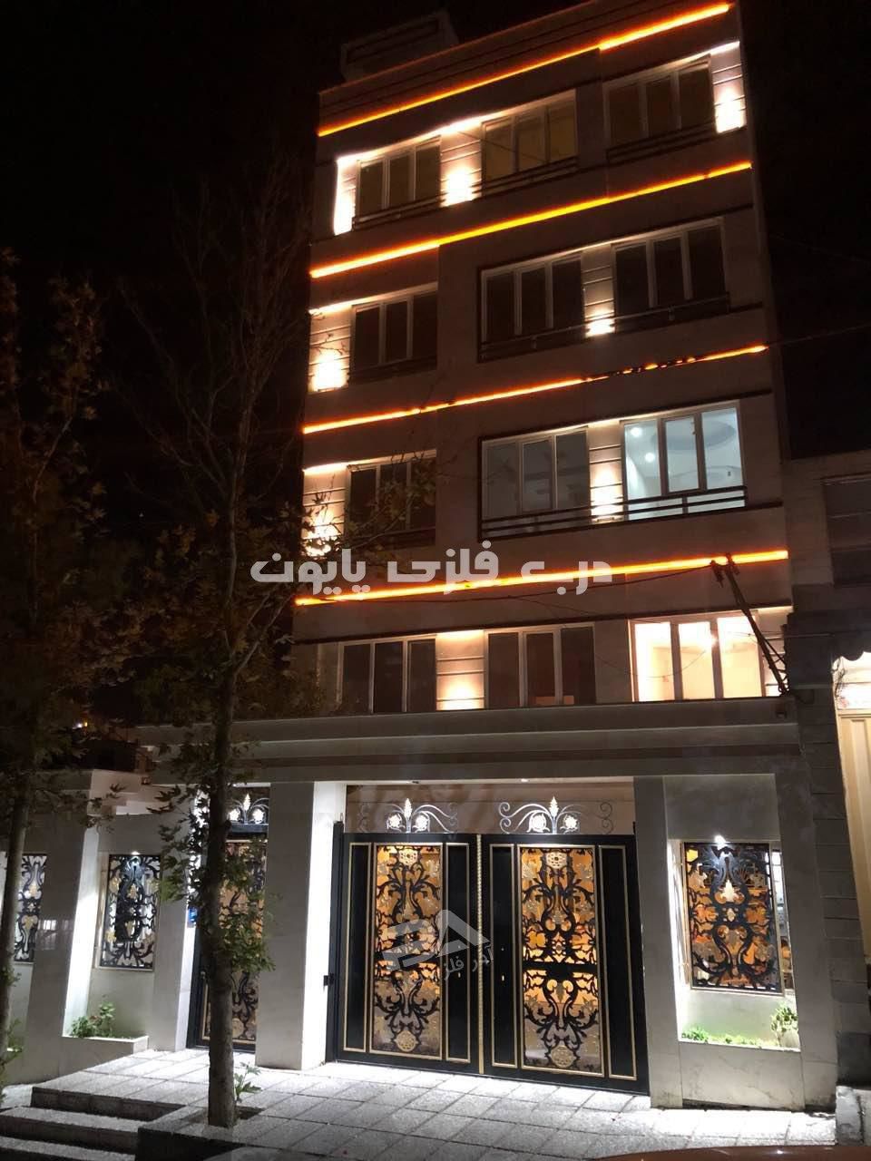 درب-فلزی-پایون-طرح-تاک