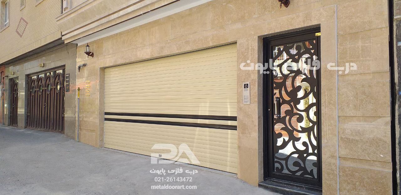 نمونه-اجرا-شده-درب-فلزی-مدل-نیلوفر-پایون-در-اندازه-تک-لنگه