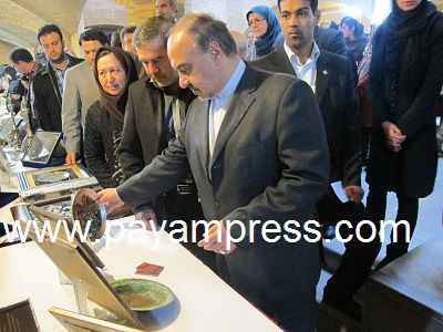 دهمین-همایش-کار-آفرینی-زنان