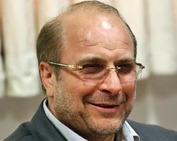 عکس شماره 1036 اجرا-ی-پروژه-های-بزرگ-را-مدیون-پژوهشگران-جوان-هستیم