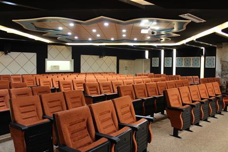 سالن-سینما-منطقه-8-تهران