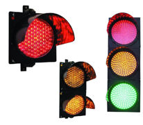 عکس شماره 40667 چراغ-راهنمایی-و-رانندگی-خورشیدی-و-برقی-بازار-ترافیکی